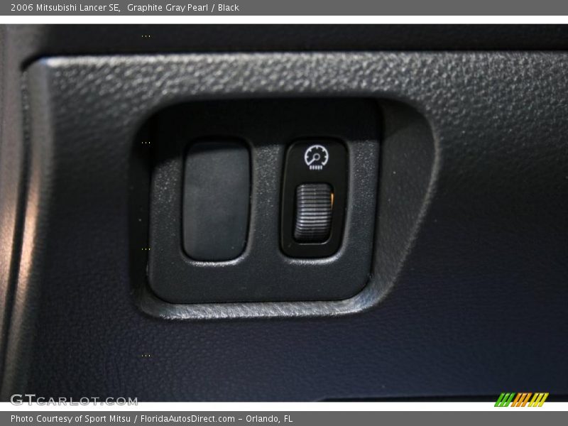 Graphite Gray Pearl / Black 2006 Mitsubishi Lancer SE