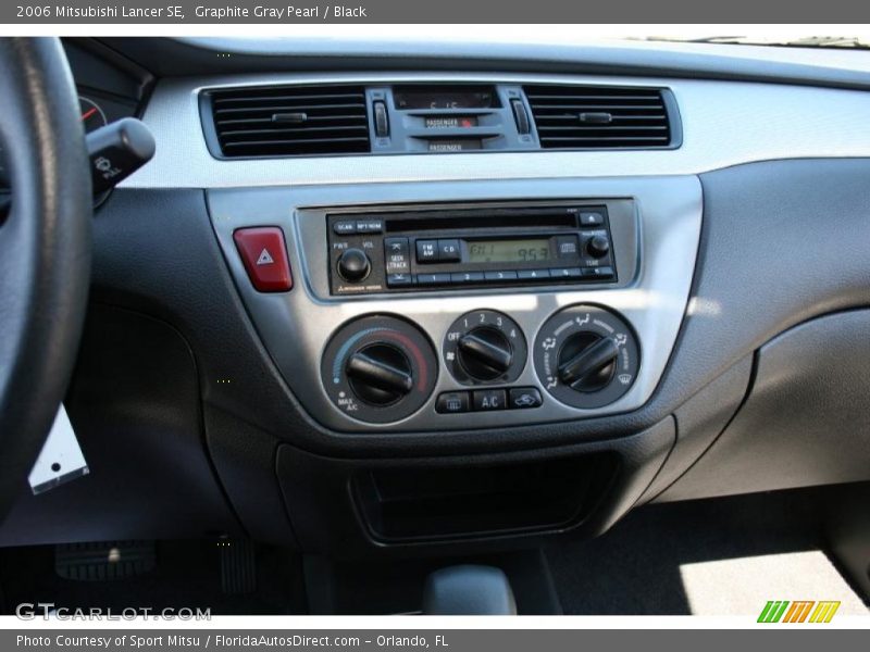 Graphite Gray Pearl / Black 2006 Mitsubishi Lancer SE
