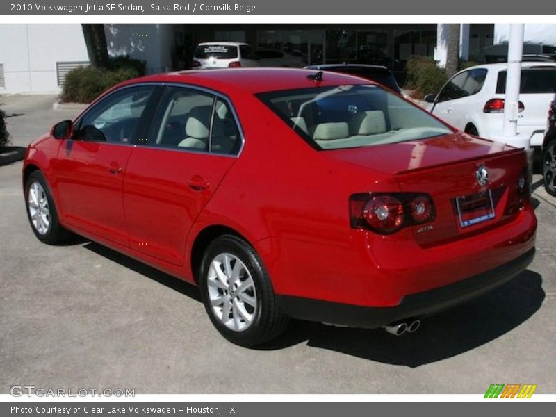 Salsa Red / Cornsilk Beige 2010 Volkswagen Jetta SE Sedan
