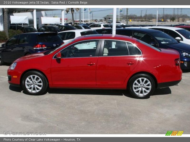 Salsa Red / Cornsilk Beige 2010 Volkswagen Jetta SE Sedan