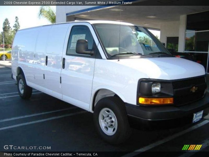 Summit White / Medium Pewter 2009 Chevrolet Express 2500 Extended Cargo Van