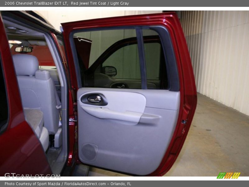 Red Jewel Tint Coat / Light Gray 2006 Chevrolet TrailBlazer EXT LT