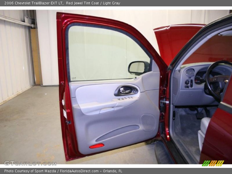Red Jewel Tint Coat / Light Gray 2006 Chevrolet TrailBlazer EXT LT