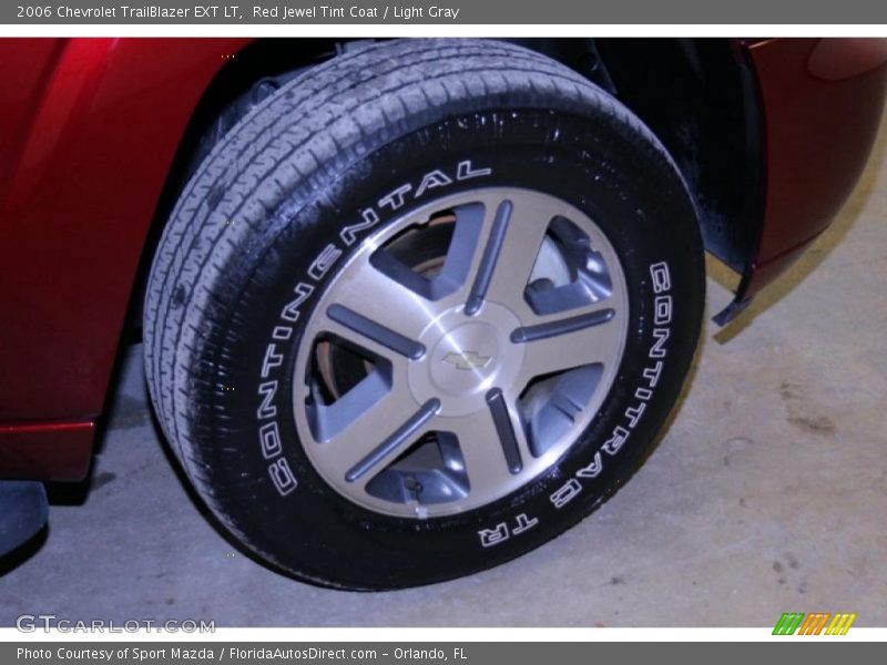 Red Jewel Tint Coat / Light Gray 2006 Chevrolet TrailBlazer EXT LT
