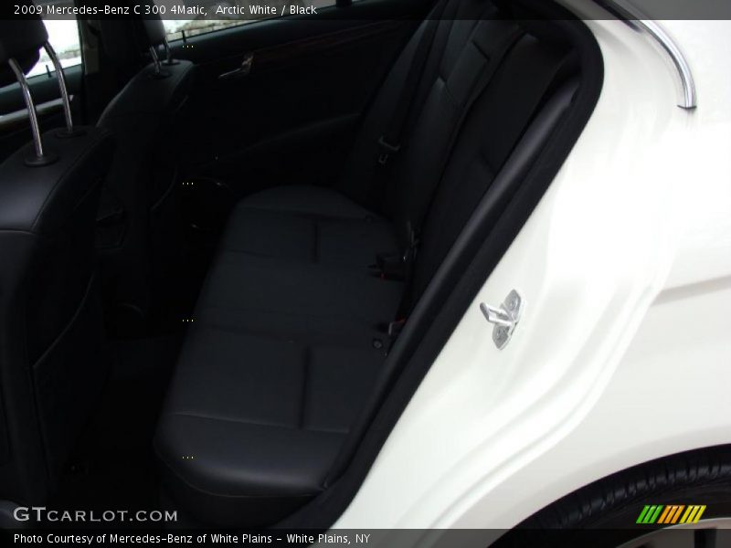 Arctic White / Black 2009 Mercedes-Benz C 300 4Matic