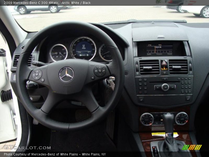 Arctic White / Black 2009 Mercedes-Benz C 300 4Matic