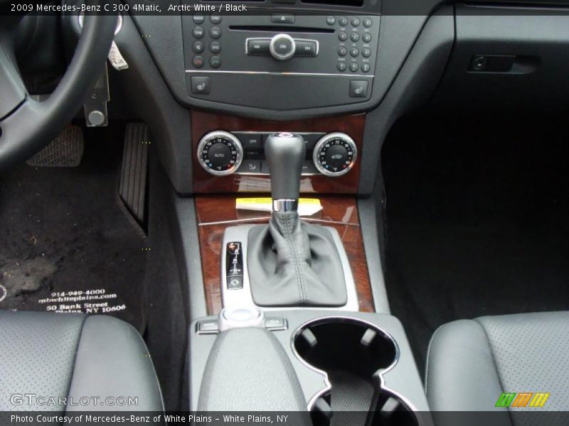 Arctic White / Black 2009 Mercedes-Benz C 300 4Matic