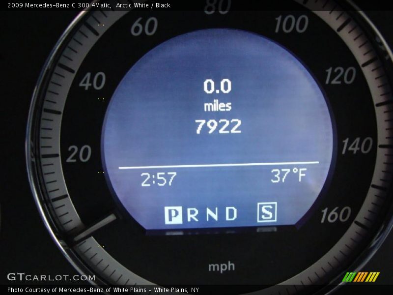 Arctic White / Black 2009 Mercedes-Benz C 300 4Matic