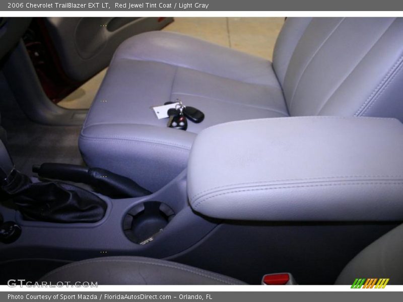 Red Jewel Tint Coat / Light Gray 2006 Chevrolet TrailBlazer EXT LT