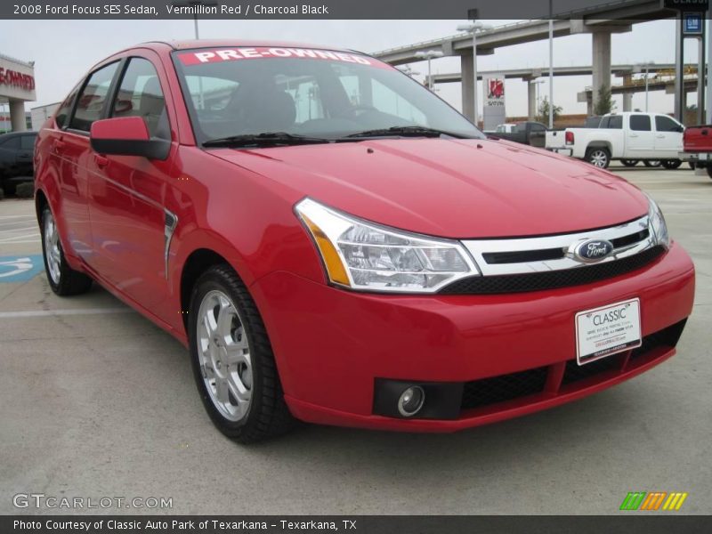Vermillion Red / Charcoal Black 2008 Ford Focus SES Sedan