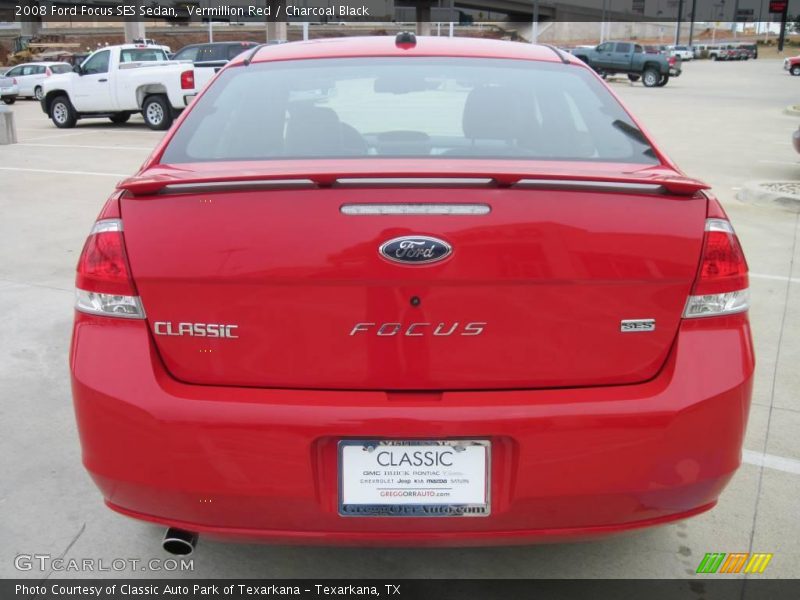 Vermillion Red / Charcoal Black 2008 Ford Focus SES Sedan