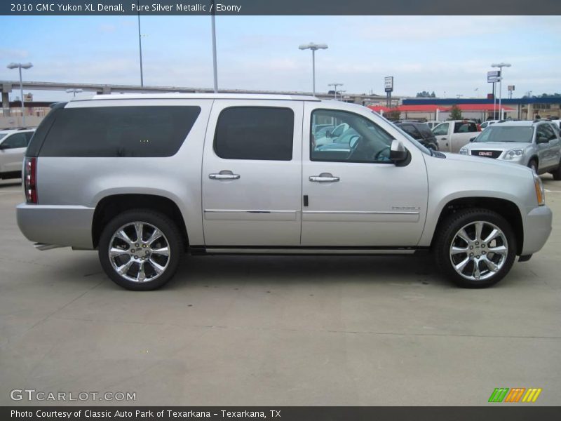 Pure Silver Metallic / Ebony 2010 GMC Yukon XL Denali