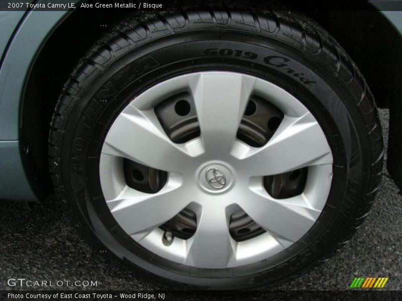 Aloe Green Metallic / Bisque 2007 Toyota Camry LE