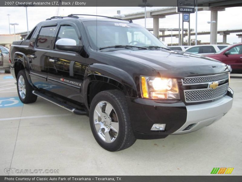 Black / Ebony 2007 Chevrolet Avalanche LTZ