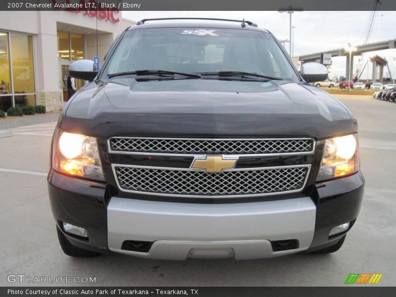 Black / Ebony 2007 Chevrolet Avalanche LTZ