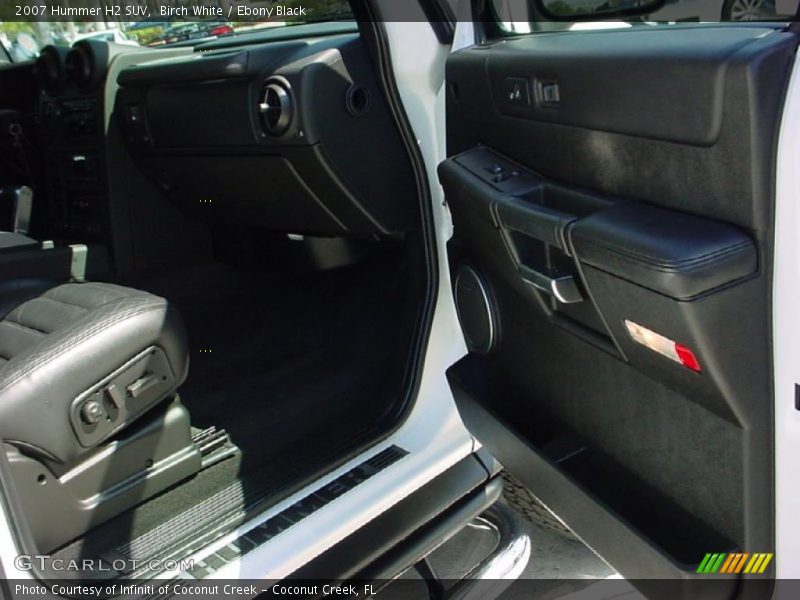 Birch White / Ebony Black 2007 Hummer H2 SUV