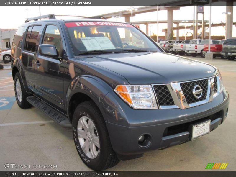 Storm Gray / Graphite 2007 Nissan Pathfinder LE