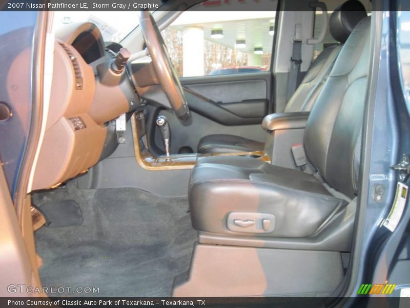 Storm Gray / Graphite 2007 Nissan Pathfinder LE