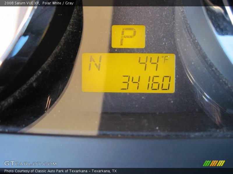 Polar White / Gray 2008 Saturn VUE XR