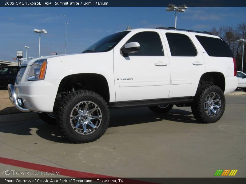 Summit White / Light Titanium 2009 GMC Yukon SLT 4x4