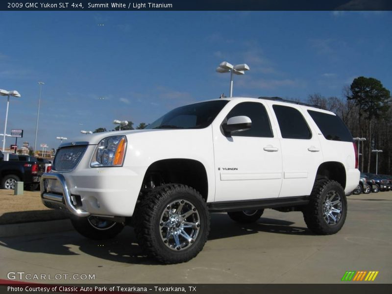 Summit White / Light Titanium 2009 GMC Yukon SLT 4x4