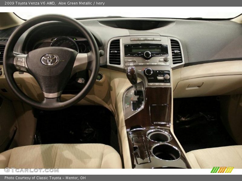 Aloe Green Metallic / Ivory 2009 Toyota Venza V6 AWD