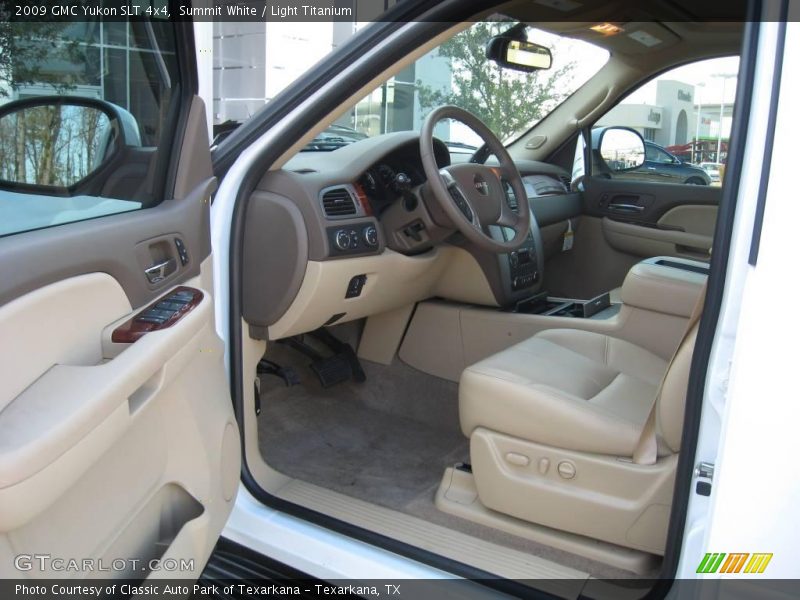 Summit White / Light Titanium 2009 GMC Yukon SLT 4x4