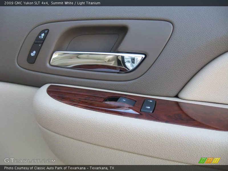 Summit White / Light Titanium 2009 GMC Yukon SLT 4x4