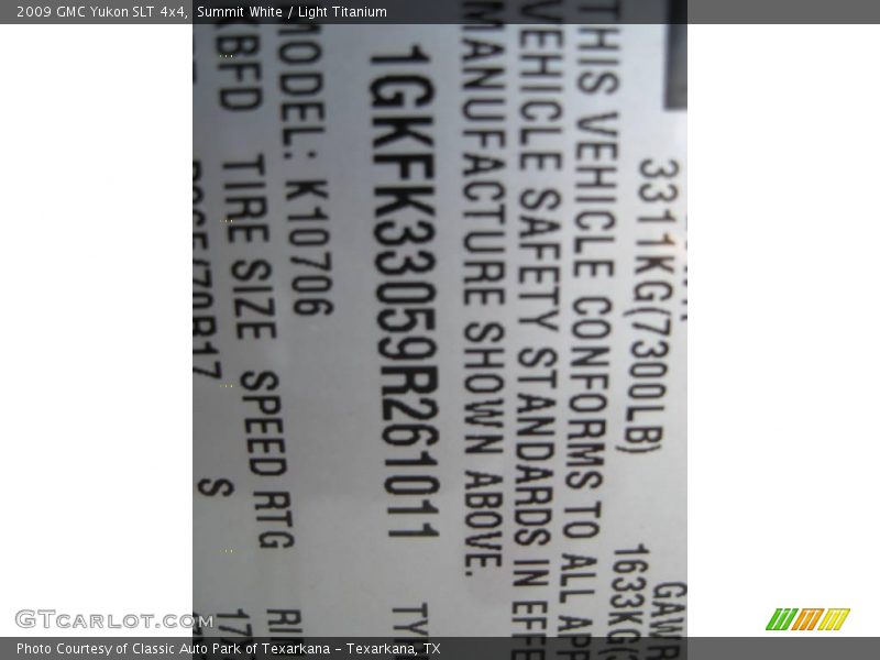 Summit White / Light Titanium 2009 GMC Yukon SLT 4x4
