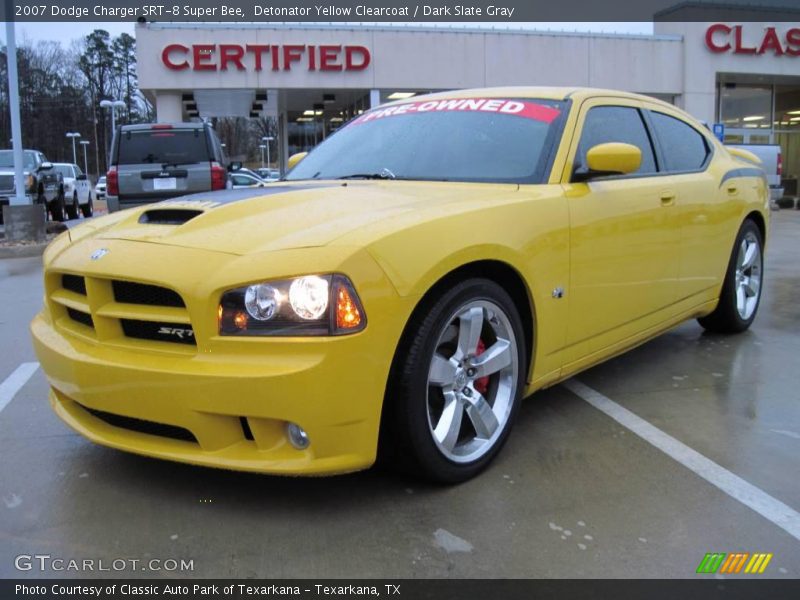 Detonator Yellow Clearcoat / Dark Slate Gray 2007 Dodge Charger SRT-8 Super Bee