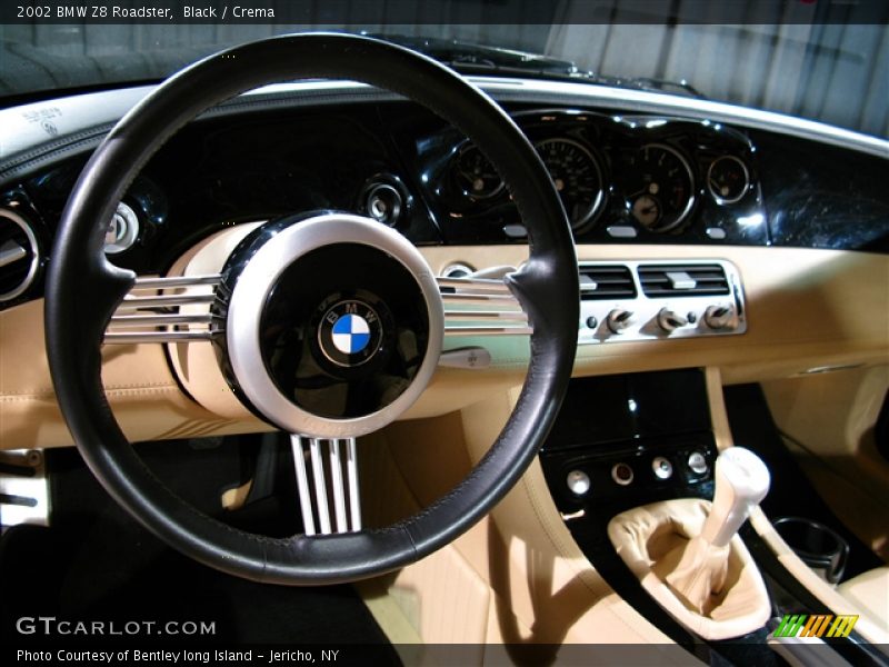 Black / Crema 2002 BMW Z8 Roadster