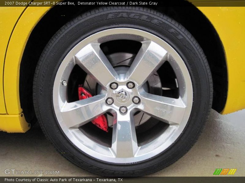 Detonator Yellow Clearcoat / Dark Slate Gray 2007 Dodge Charger SRT-8 Super Bee