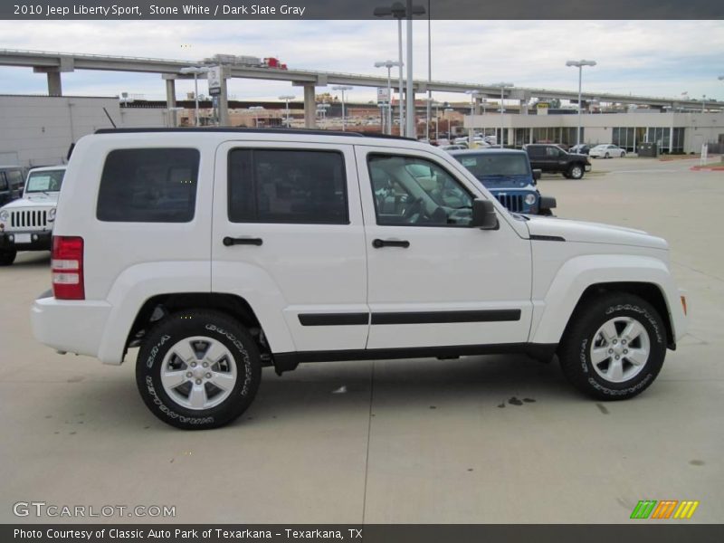 Stone White / Dark Slate Gray 2010 Jeep Liberty Sport