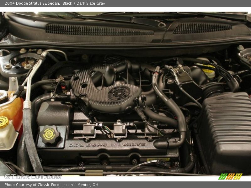 Black / Dark Slate Gray 2004 Dodge Stratus SE Sedan
