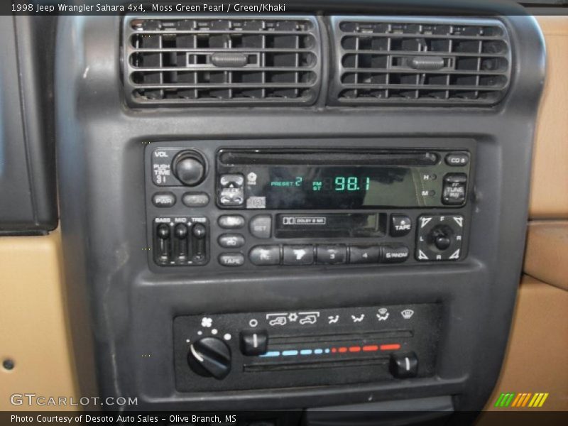 Moss Green Pearl / Green/Khaki 1998 Jeep Wrangler Sahara 4x4