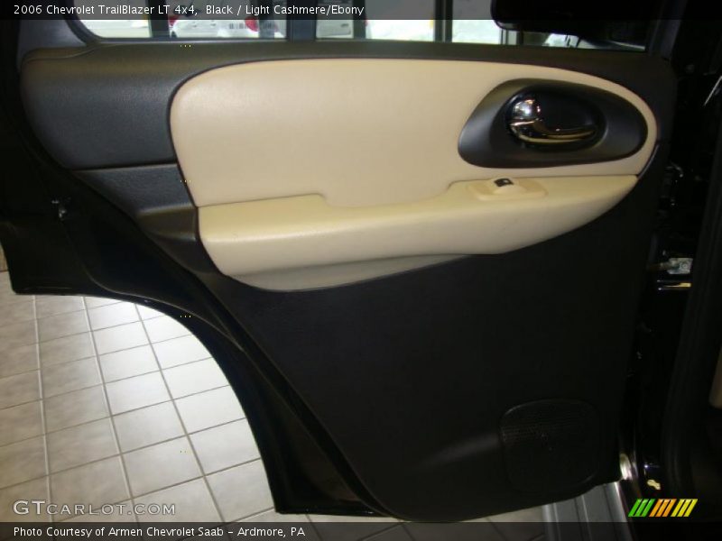 Black / Light Cashmere/Ebony 2006 Chevrolet TrailBlazer LT 4x4