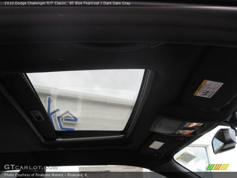 B5 Blue Pearlcoat / Dark Slate Gray 2010 Dodge Challenger R/T Classic