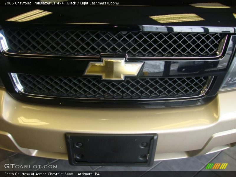 Black / Light Cashmere/Ebony 2006 Chevrolet TrailBlazer LT 4x4