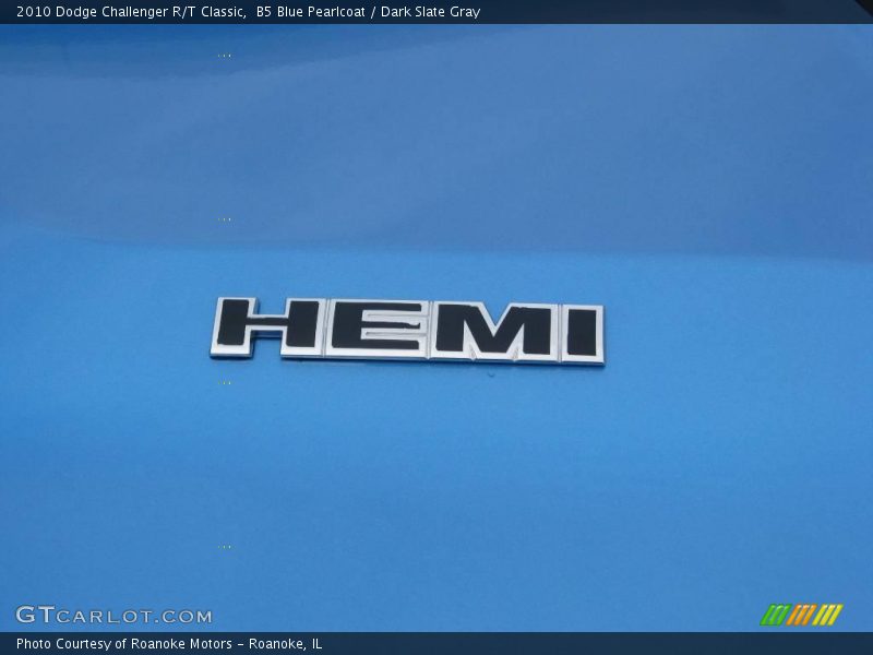 B5 Blue Pearlcoat / Dark Slate Gray 2010 Dodge Challenger R/T Classic