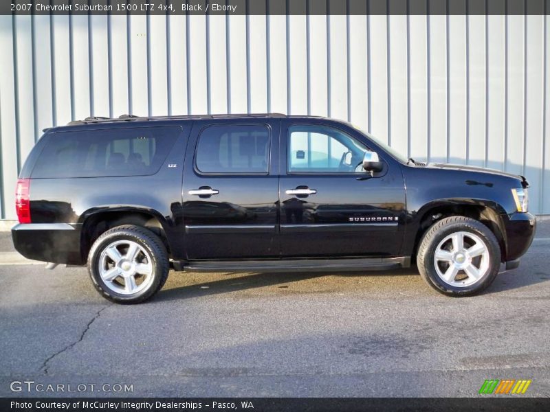 Black / Ebony 2007 Chevrolet Suburban 1500 LTZ 4x4