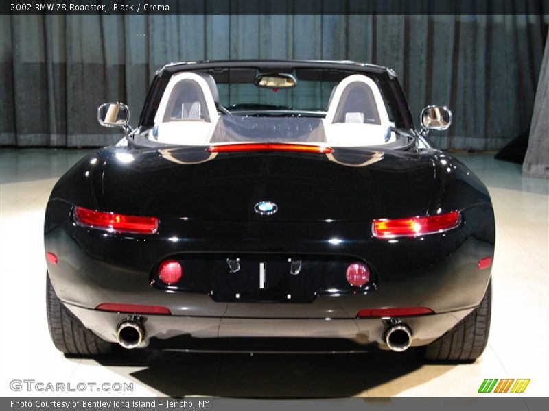 Black / Crema 2002 BMW Z8 Roadster