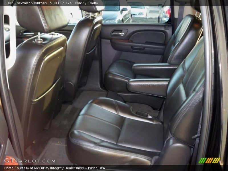 Black / Ebony 2007 Chevrolet Suburban 1500 LTZ 4x4
