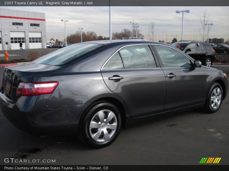 Magnetic Gray Metallic / Ash 2007 Toyota Camry LE