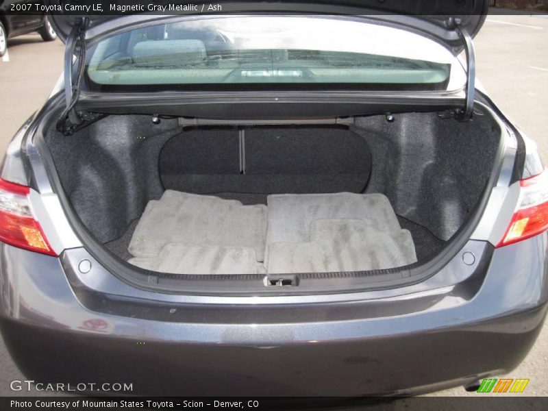 Magnetic Gray Metallic / Ash 2007 Toyota Camry LE