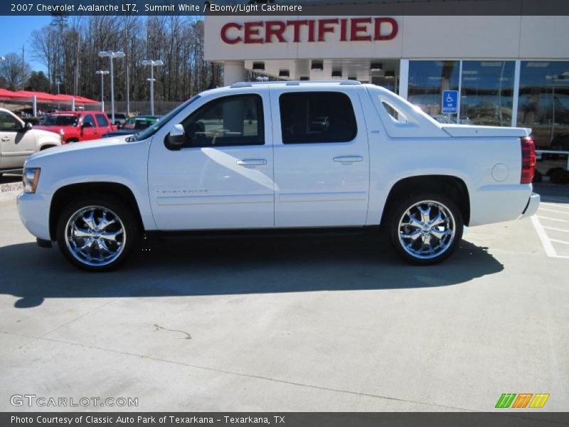 Summit White / Ebony/Light Cashmere 2007 Chevrolet Avalanche LTZ