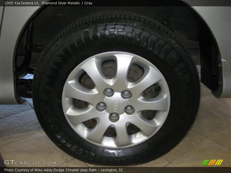 Diamond Silver Metallic / Gray 2005 Kia Sedona LX