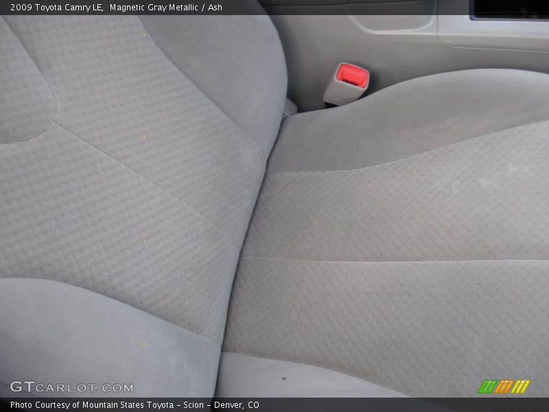 Magnetic Gray Metallic / Ash 2009 Toyota Camry LE