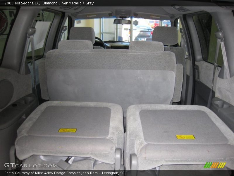 Diamond Silver Metallic / Gray 2005 Kia Sedona LX