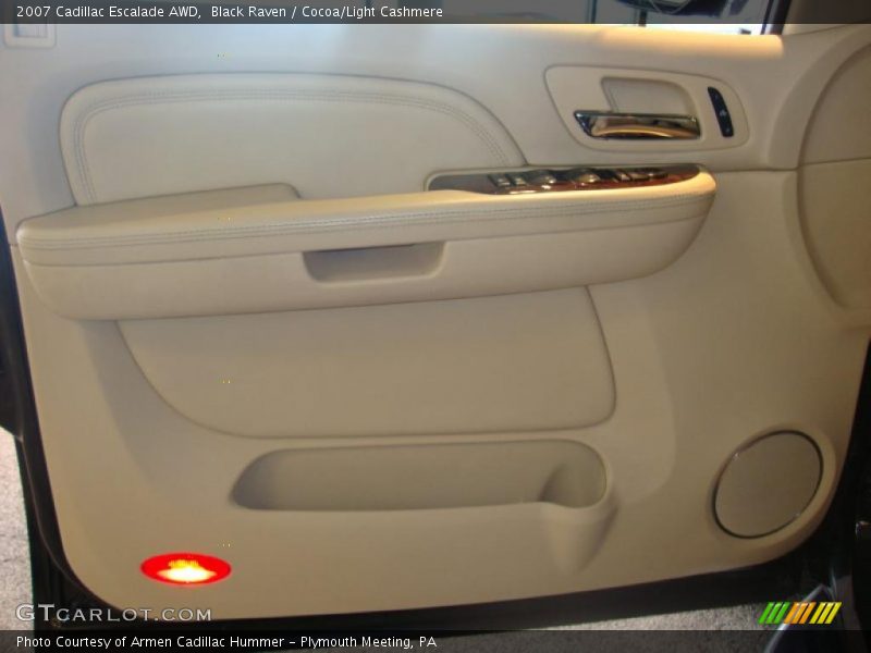 Black Raven / Cocoa/Light Cashmere 2007 Cadillac Escalade AWD
