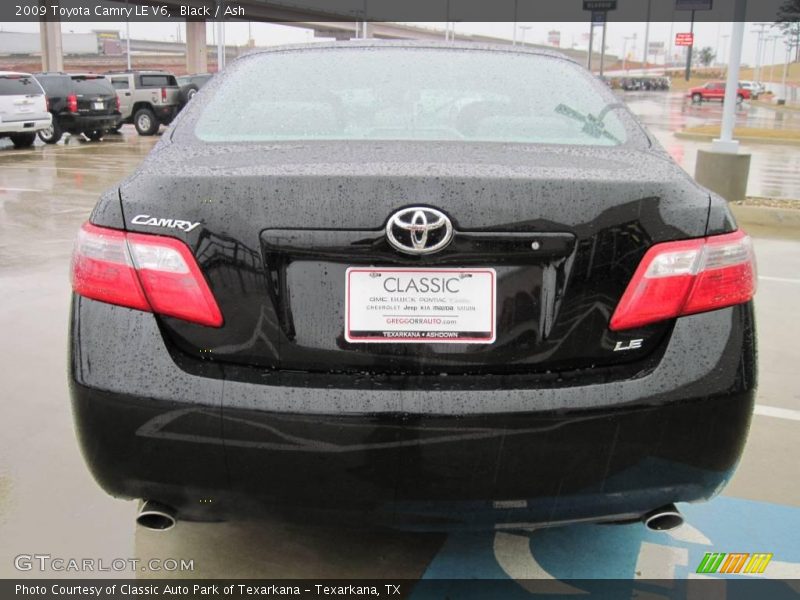 Black / Ash 2009 Toyota Camry LE V6